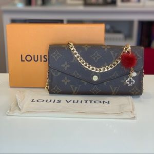 Authentic Sarah Monogram Chained Wallet
